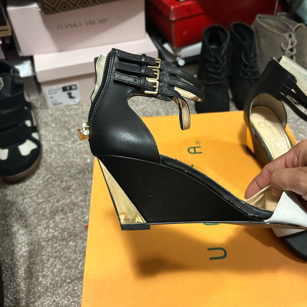 From Jessica Simpson - Picture 2 of 3